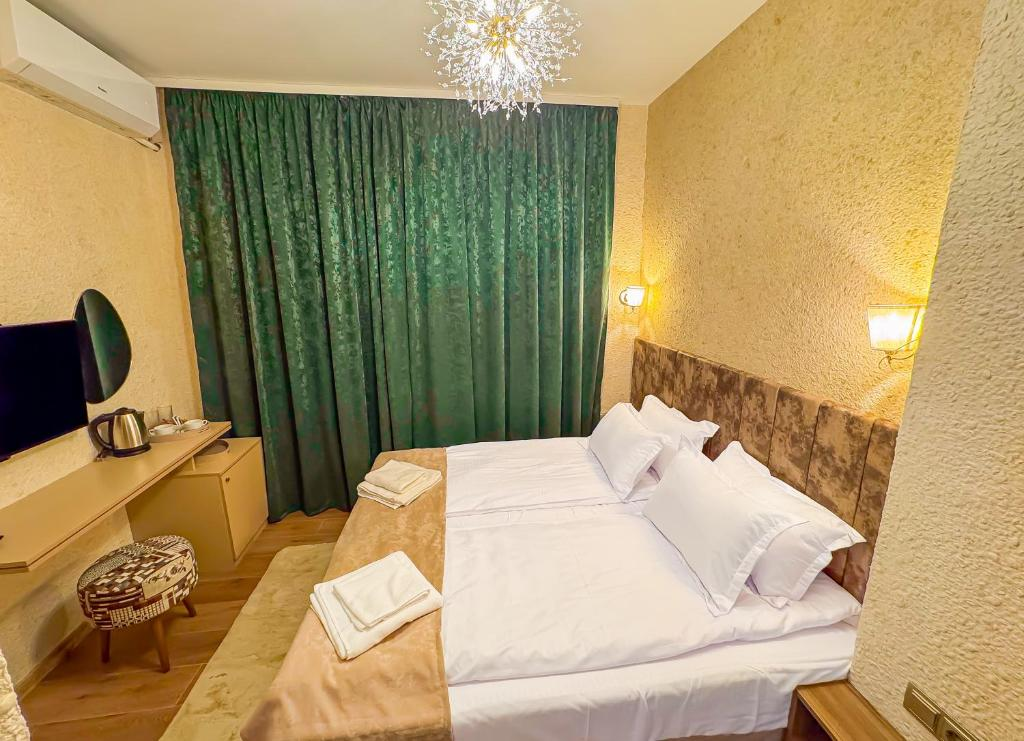 Двойна Стая 1